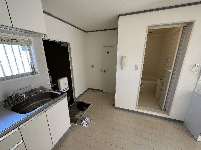 秩父鉄道 石原駅 徒歩9分 2階建 築37年の玄関写真