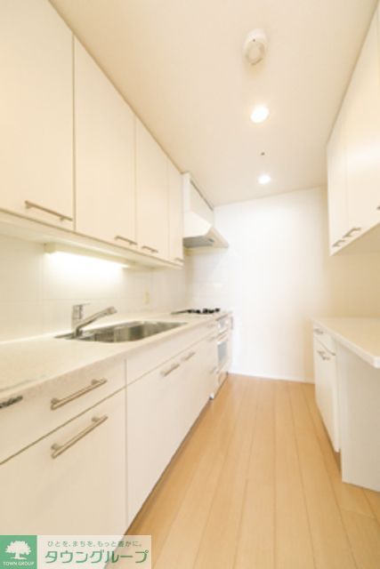キッチン　※写真は同タイプ住戸です。