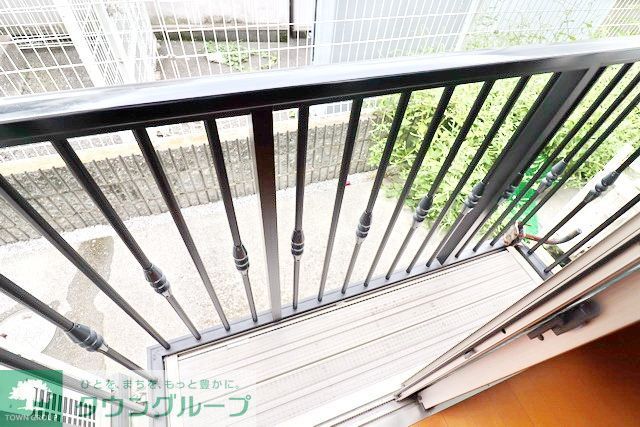 バルコニー　同仕様バルコニー