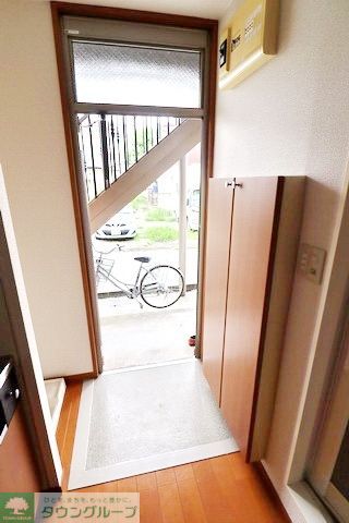 玄関　玄関同仕様