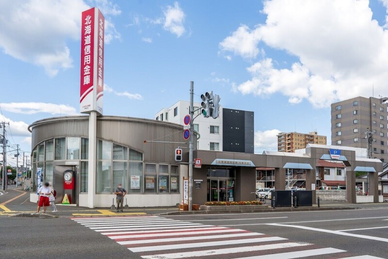 銀行　北海道信用金庫月寒支店（銀行）まで478m