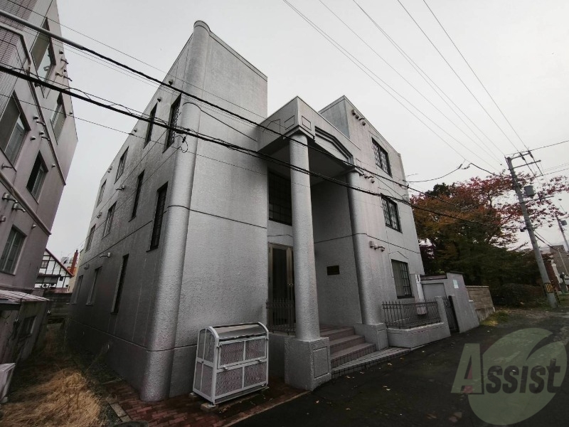 建物外観　札幌市中央区宮の森１条「グレース宮の森」