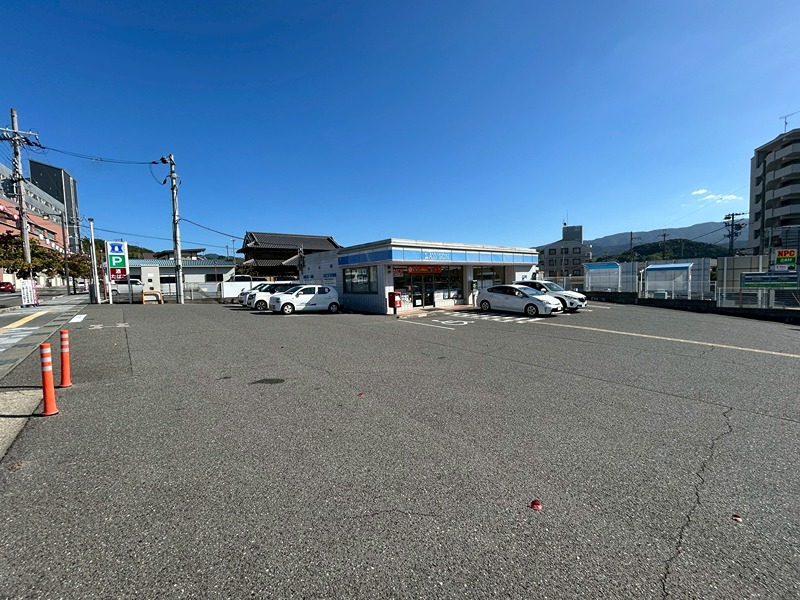 コンビニ　ローソン 河内長野三日市駅前店（コンビニ）まで791m