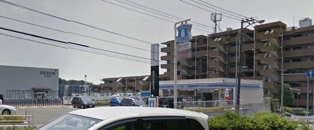 コンビニ　ローソン瀬谷二ツ橋町店（コンビニ）まで465m