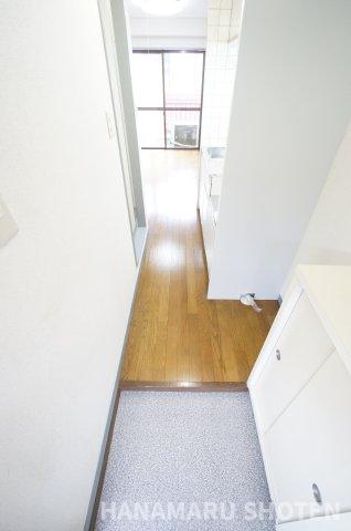 玄関　物件、駅でお待ち合わせでのご案内歓迎！