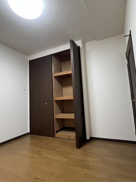 津田沼マンションの内装写真