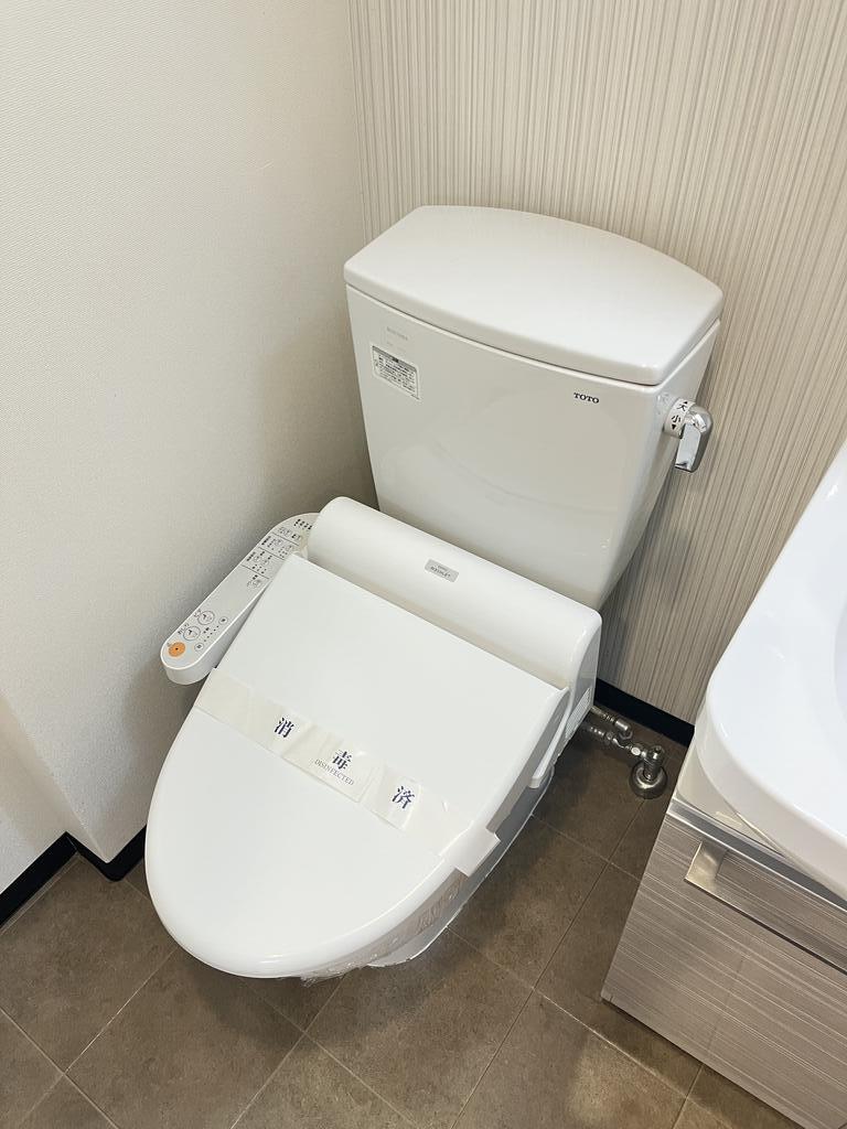 トイレ　※同建物別部屋