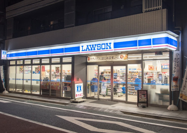 コンビニ　ローソン 新宿新小川町店（コンビニ）まで567m