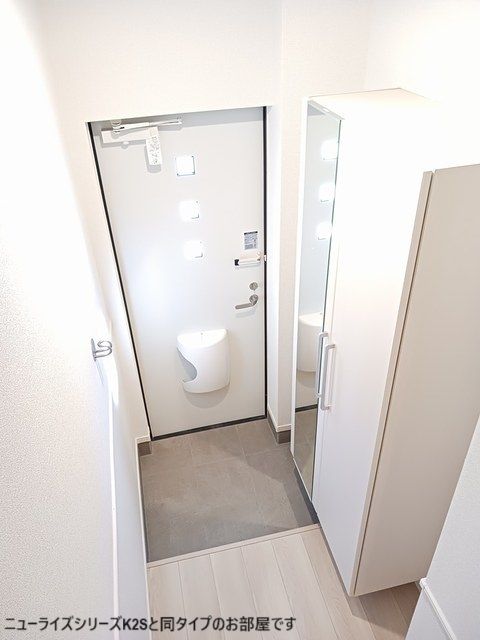 ＪＲ東北本線 館腰駅 徒歩1分 2階建 新築の玄関写真