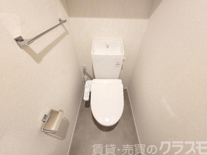 トイレ　ウォシュレット＆ウォームレット