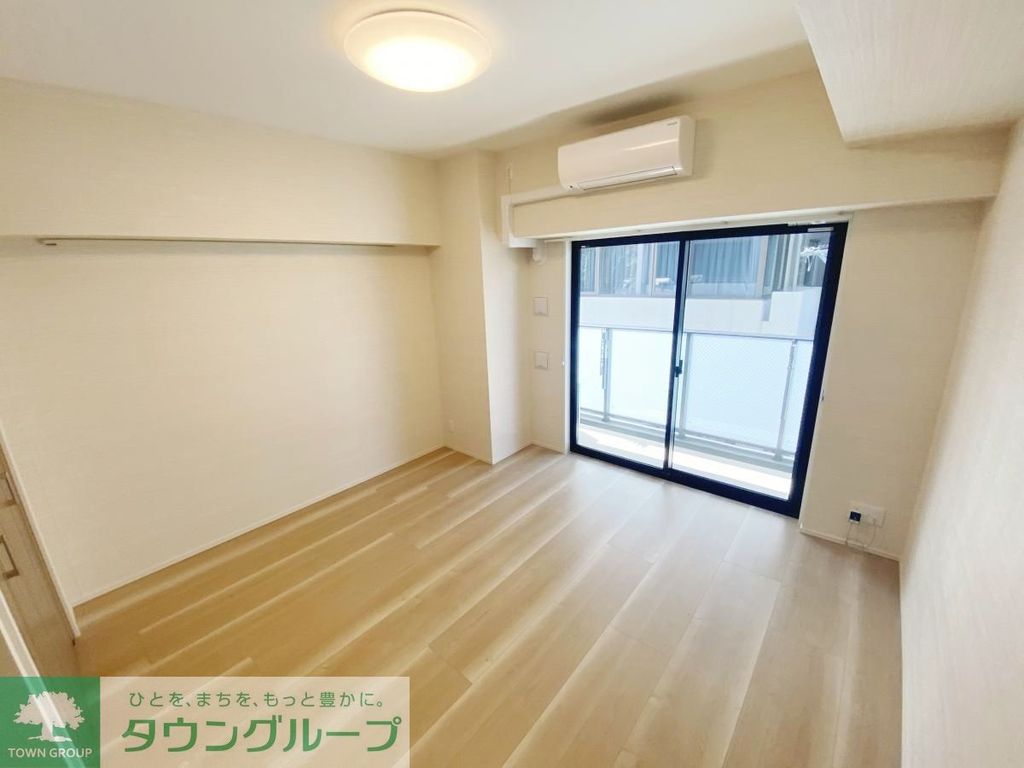 居室・リビング　内見の予約先は【タウンハウジング中野店】です★