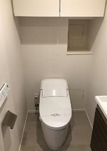 トイレ　別部屋参考写真になります
