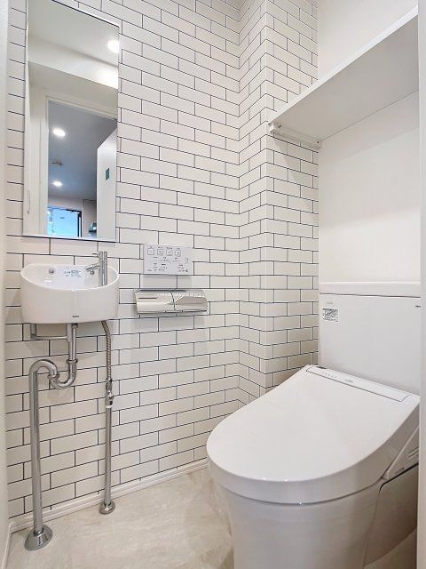 RIVENDELL EBISUのトイレ写真