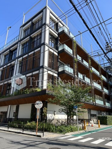 小学校　台東区立蔵前小学校（小学校）まで359m