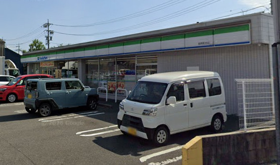 コンビニ　ファミリーマート 会所町北店（コンビニ）まで224m