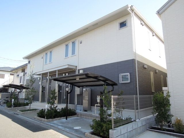 建物外観　★１フロア２世帯★