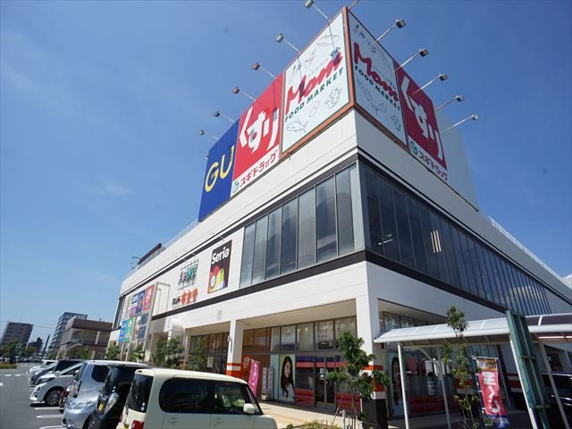 スーパー　フードマーケット　マム　浜松フレスポ店（スーパー）まで700m