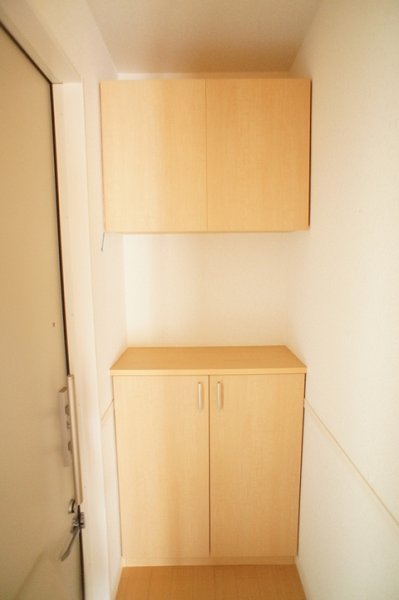 玄関　※別部屋の写真です