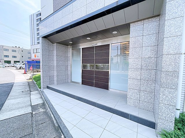 地下鉄桜通線 野並駅 徒歩2分 9階建 築8年の外観写真