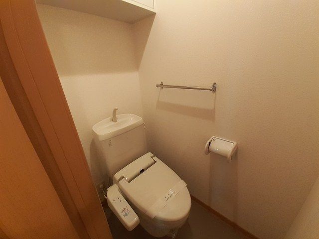 トイレ　※写真と現況が異なる場合は、現況を優先いたします。