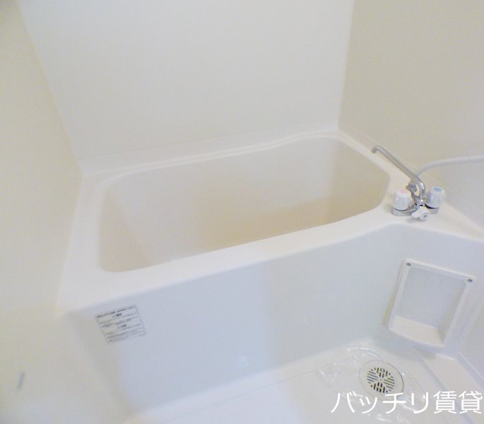 バス・シャワールーム　＊画像は別部屋の為、現状優先といたします