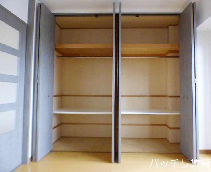 収納　＊画像は別部屋の為、現状優先といたします