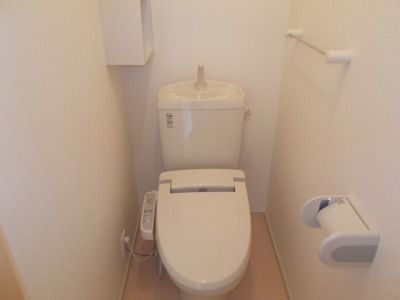 メゾン・ポプラのトイレ写真