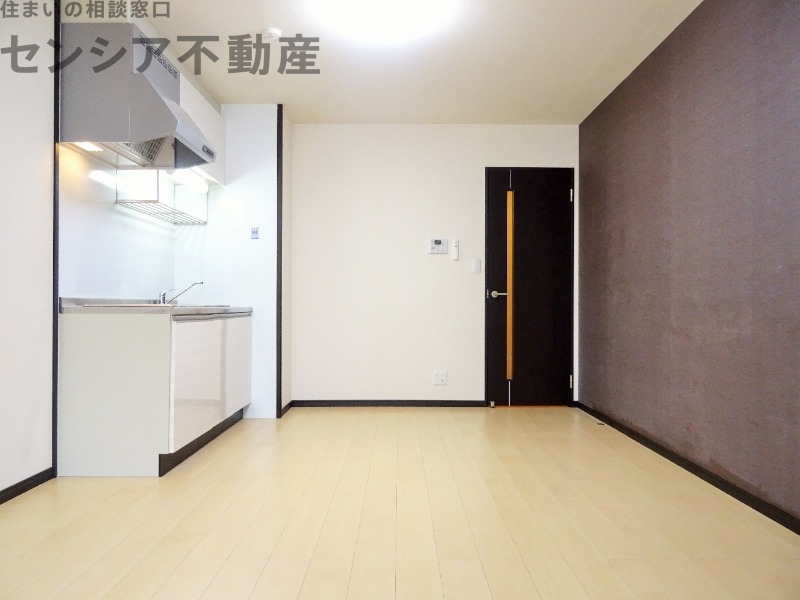 フジパレス城東永田II番館の居間写真