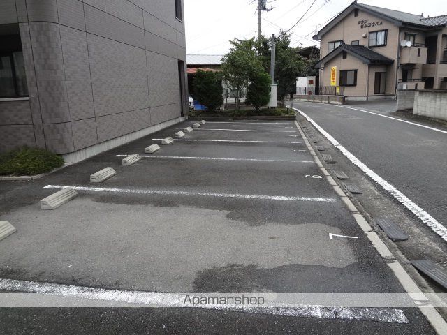 サンクリスタルの外観写真