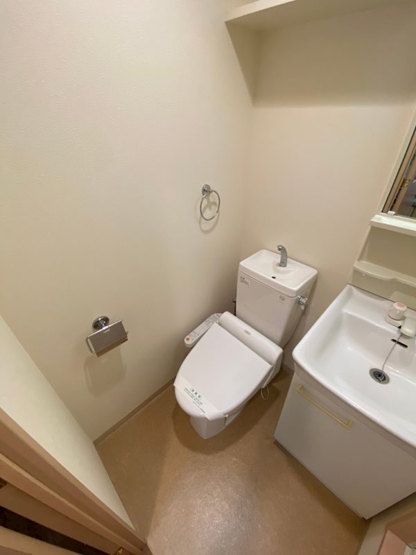 No48 プロジェクト2100博多のトイレ写真