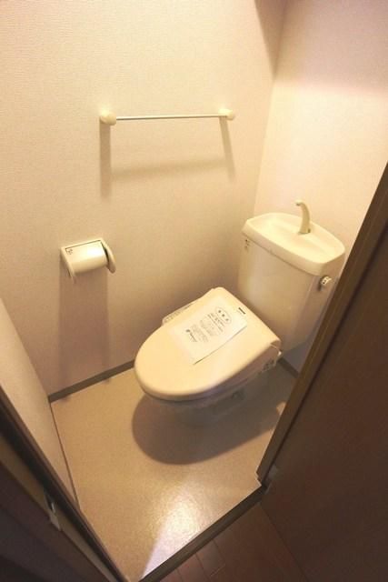 ベントーレ三宿のトイレ写真