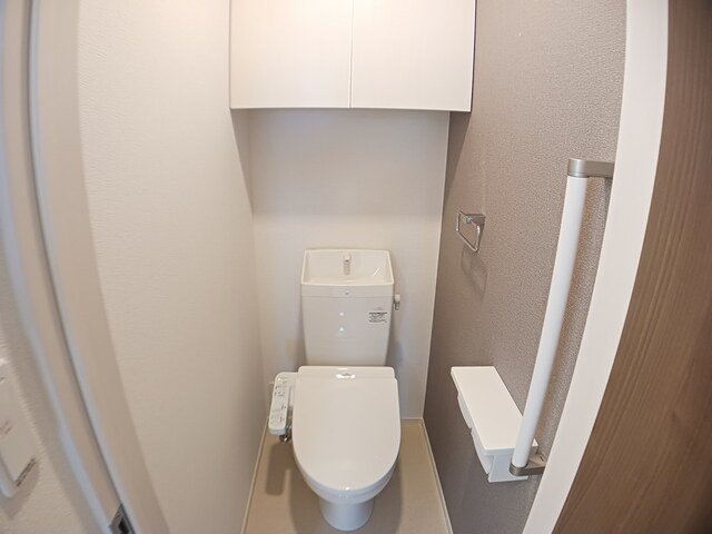 トイレ　落ち着いたトイレです