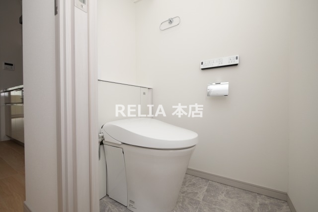 地下鉄千日前線 阿波座駅 徒歩7分 9階建 築4年のトイレ写真