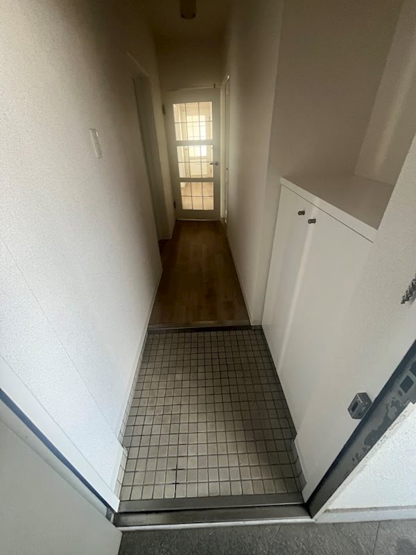 玄関　※他部屋参照