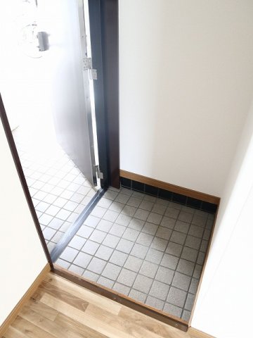 玄関　コンパクトな玄関です