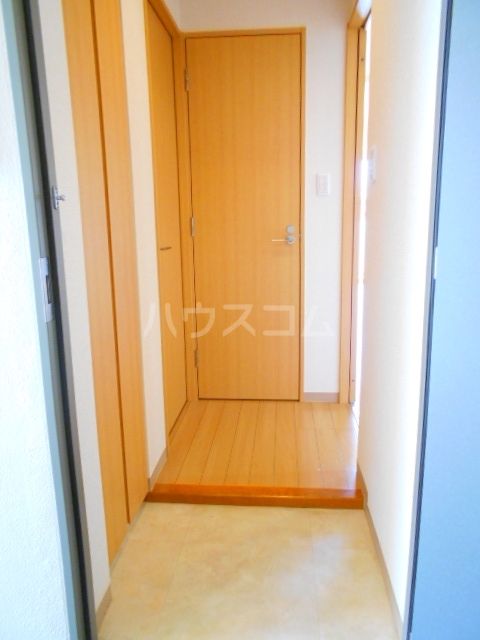 グランパルク小金井の玄関写真