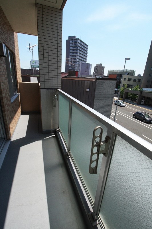 地下鉄東豊線 豊平公園駅 徒歩8分 10階建 築22年の内装写真