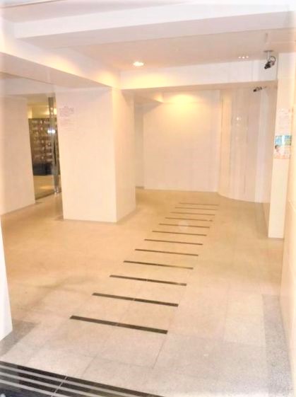 ＪＲ総武線 秋葉原駅 徒歩8分 12階建 築23年の外観写真