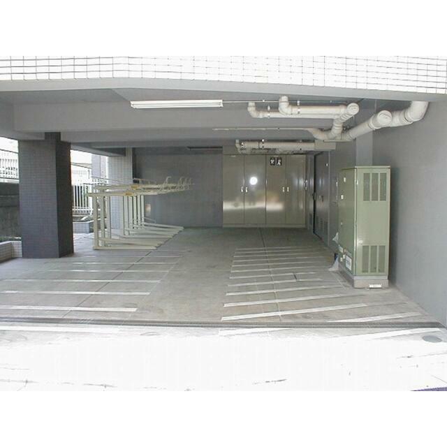 駐車場　駐輪場