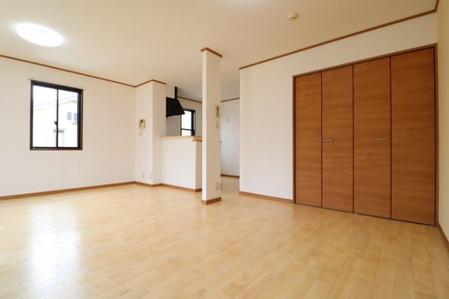 セジュール貴の居間写真