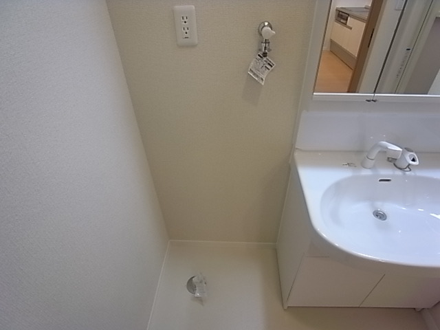 その他設備　室内洗濯機置き場付きです。
