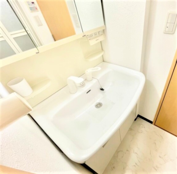 ＪＲ山手線 秋葉原駅 徒歩6分 14階建 築21年の内装写真