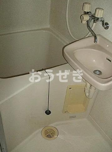 バス・シャワールーム　※同仕様参考写真