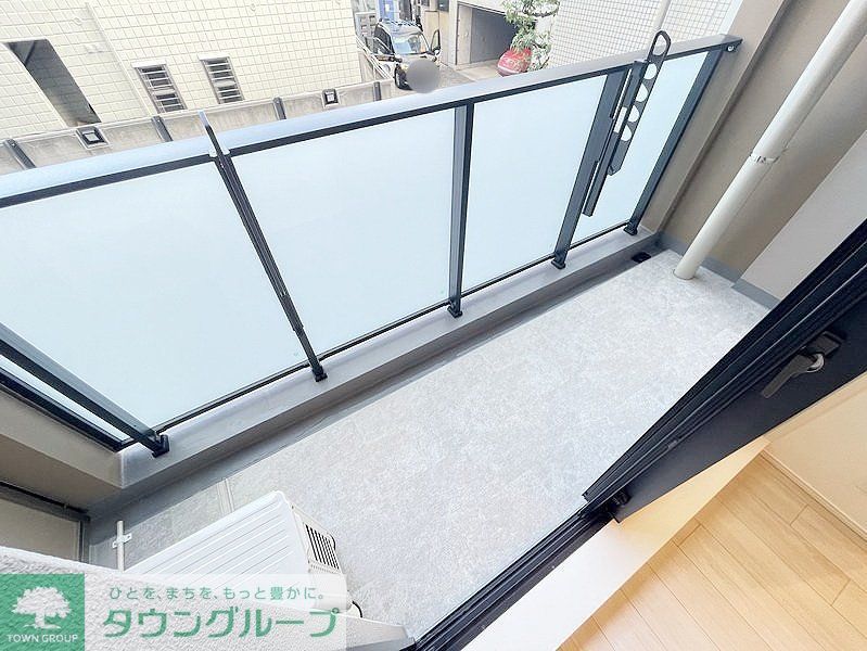 バルコニー　お問合せは(株)タウンハウジングレジデンス事業部　赤坂店・…