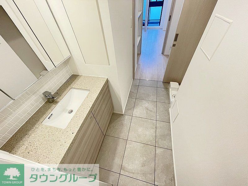 洗面設備　お問合せは(株)タウンハウジングレジデンス事業部　赤坂店・…