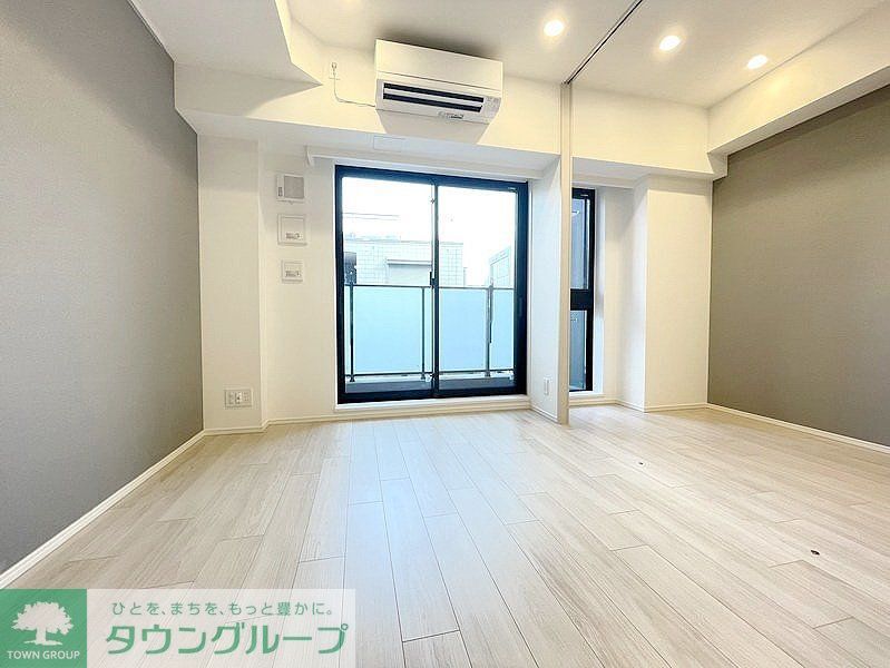 居室・リビング　お問合せは(株)タウンハウジングレジデンス事業部　赤坂店・…