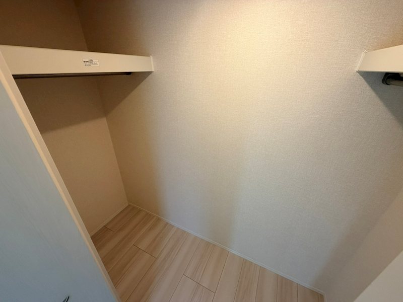収納　ウォークインクローゼット！！