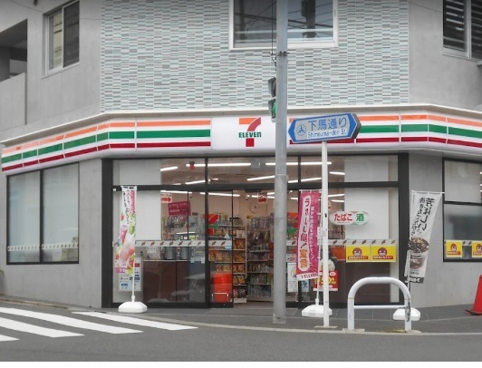 コンビニ　セブンイレブン世田谷下馬４丁目店（コンビニ）まで412m