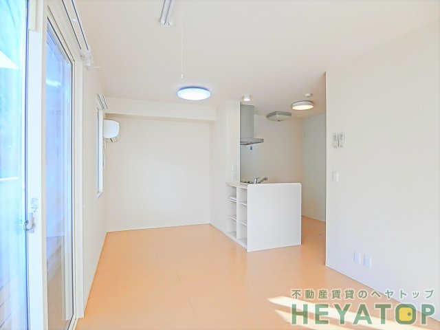 地下鉄名城線 新瑞橋駅 徒歩6分 2階建 築12年の居間写真