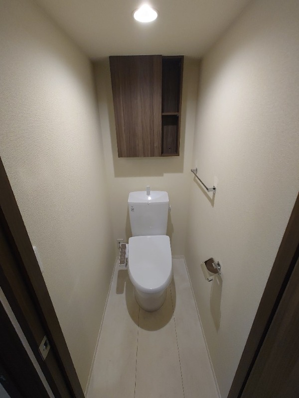 浜松市中央区 3階建 築2年のトイレ写真